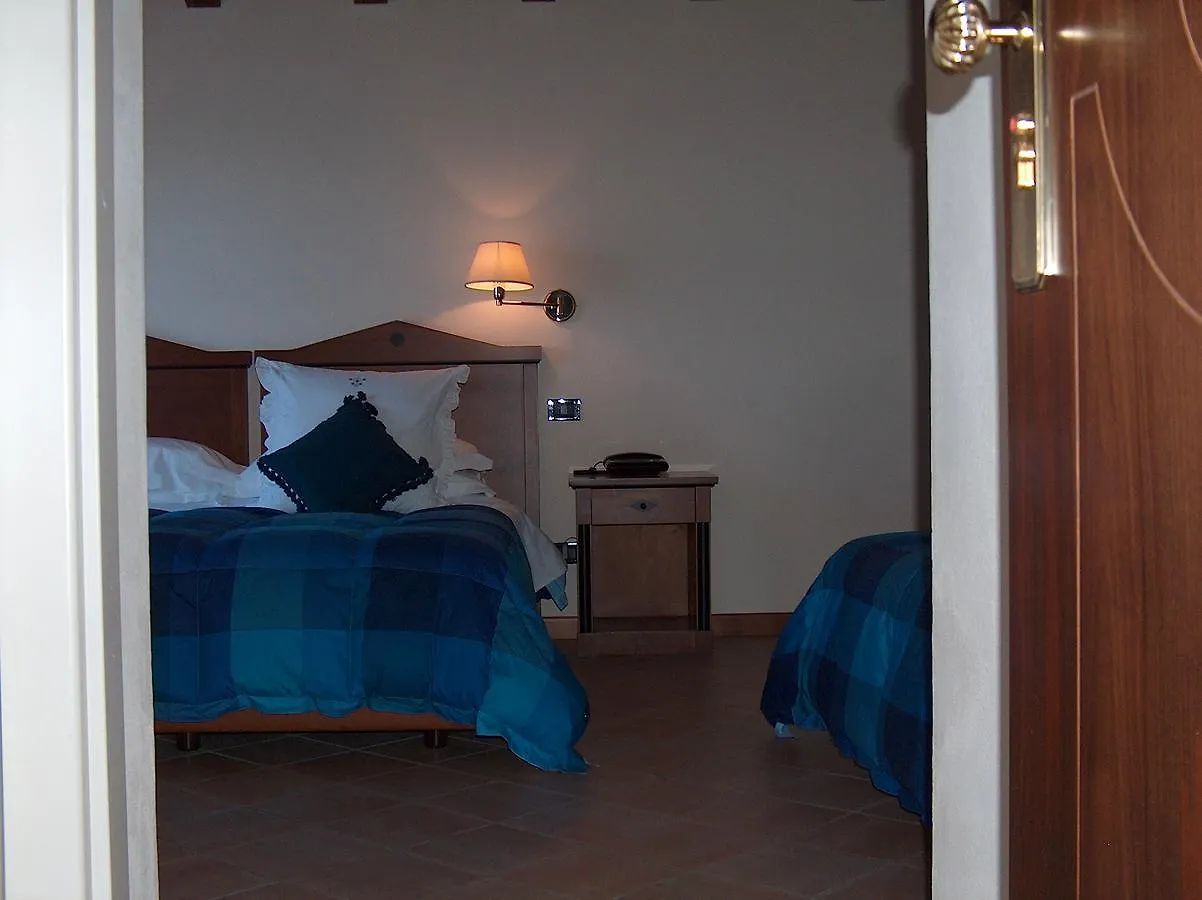 Albergo Ristorante Panoramic Zocca 3*,  İtalya